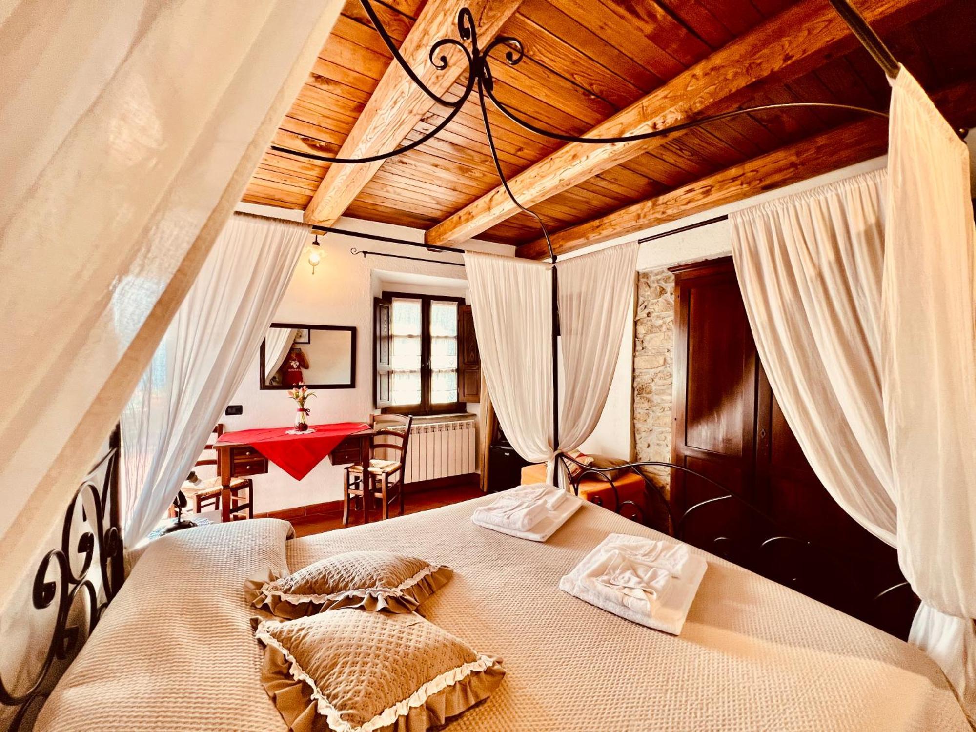 Agriturismo Montagna Verde Apella Licciana Nardi Bagian luar foto