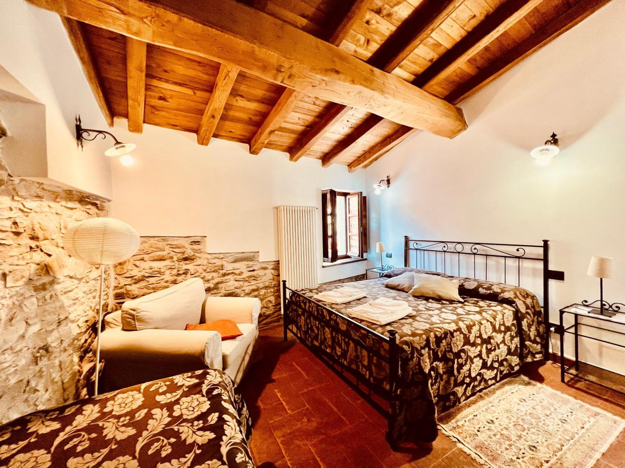 Agriturismo Montagna Verde Apella Licciana Nardi Bagian luar foto