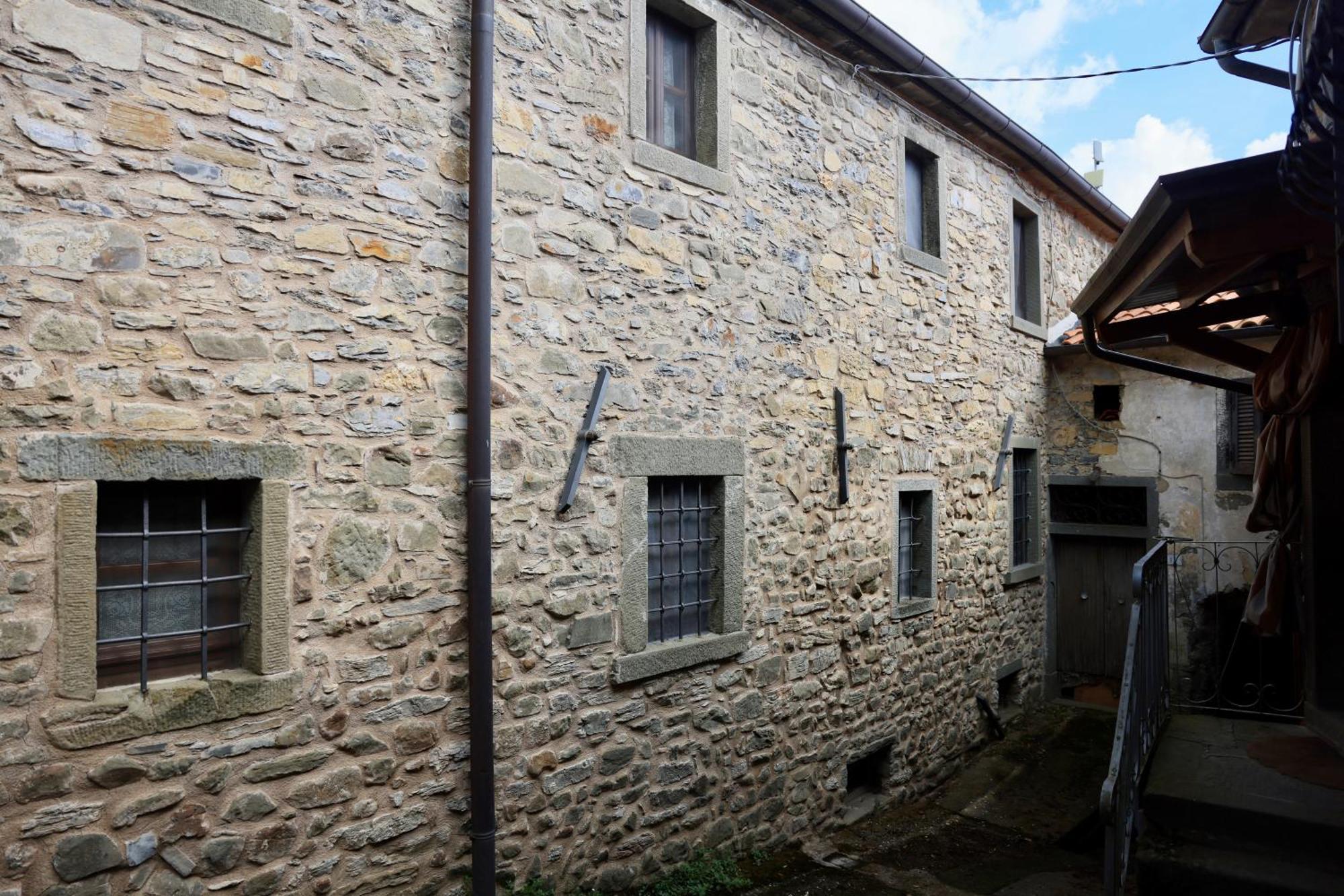 Agriturismo Montagna Verde Apella Licciana Nardi Bagian luar foto