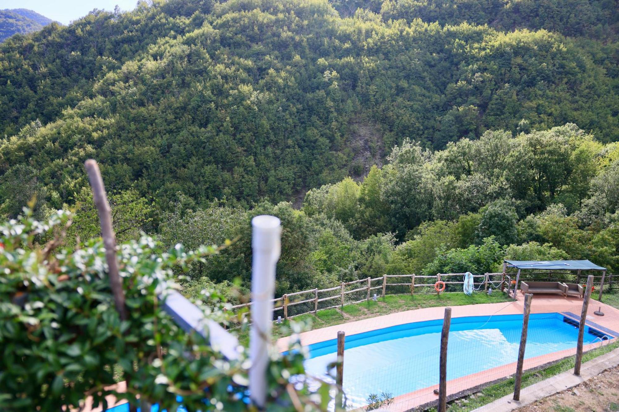 Agriturismo Montagna Verde Apella Licciana Nardi Bagian luar foto