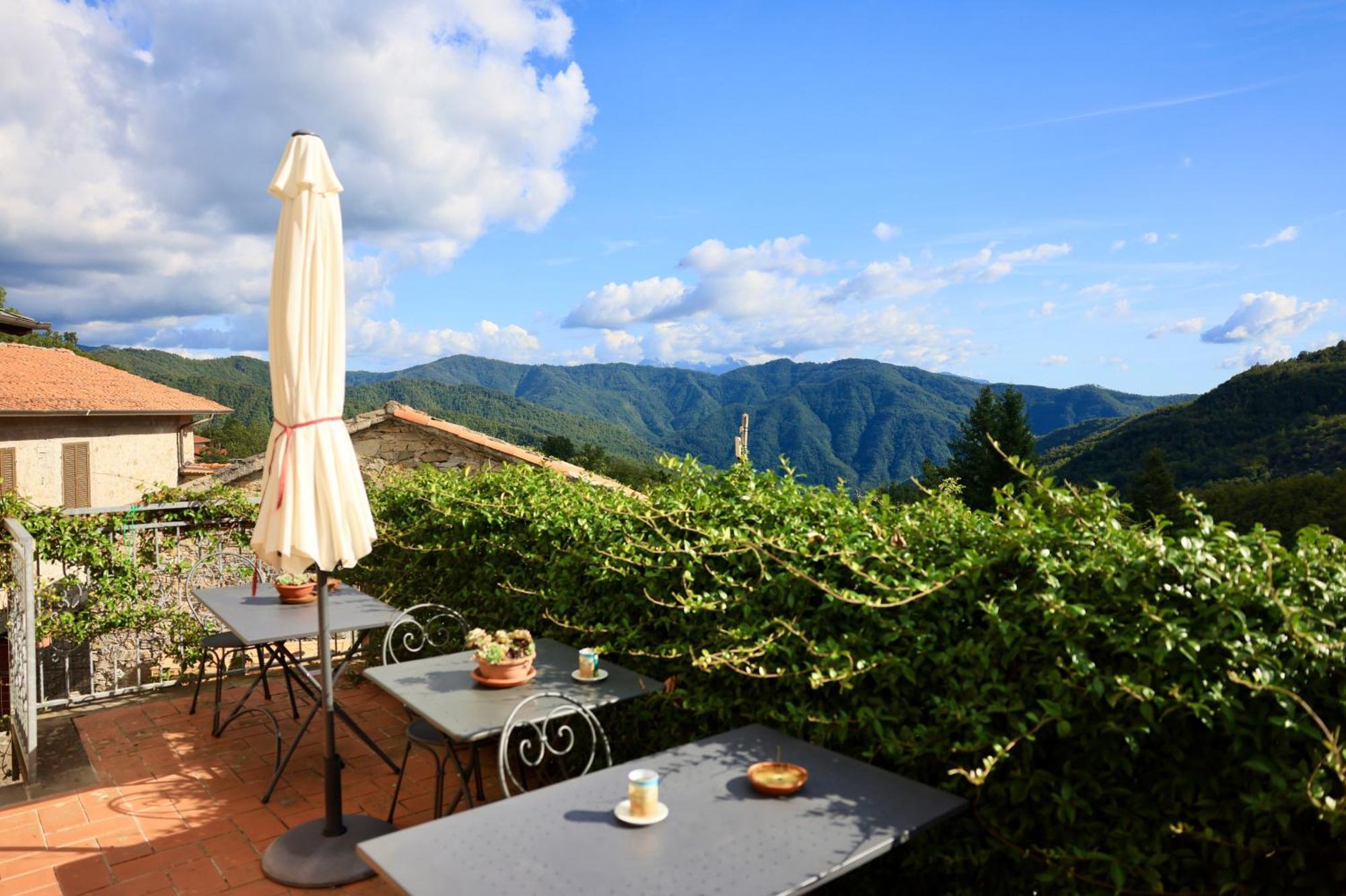 Agriturismo Montagna Verde Apella Licciana Nardi Bagian luar foto