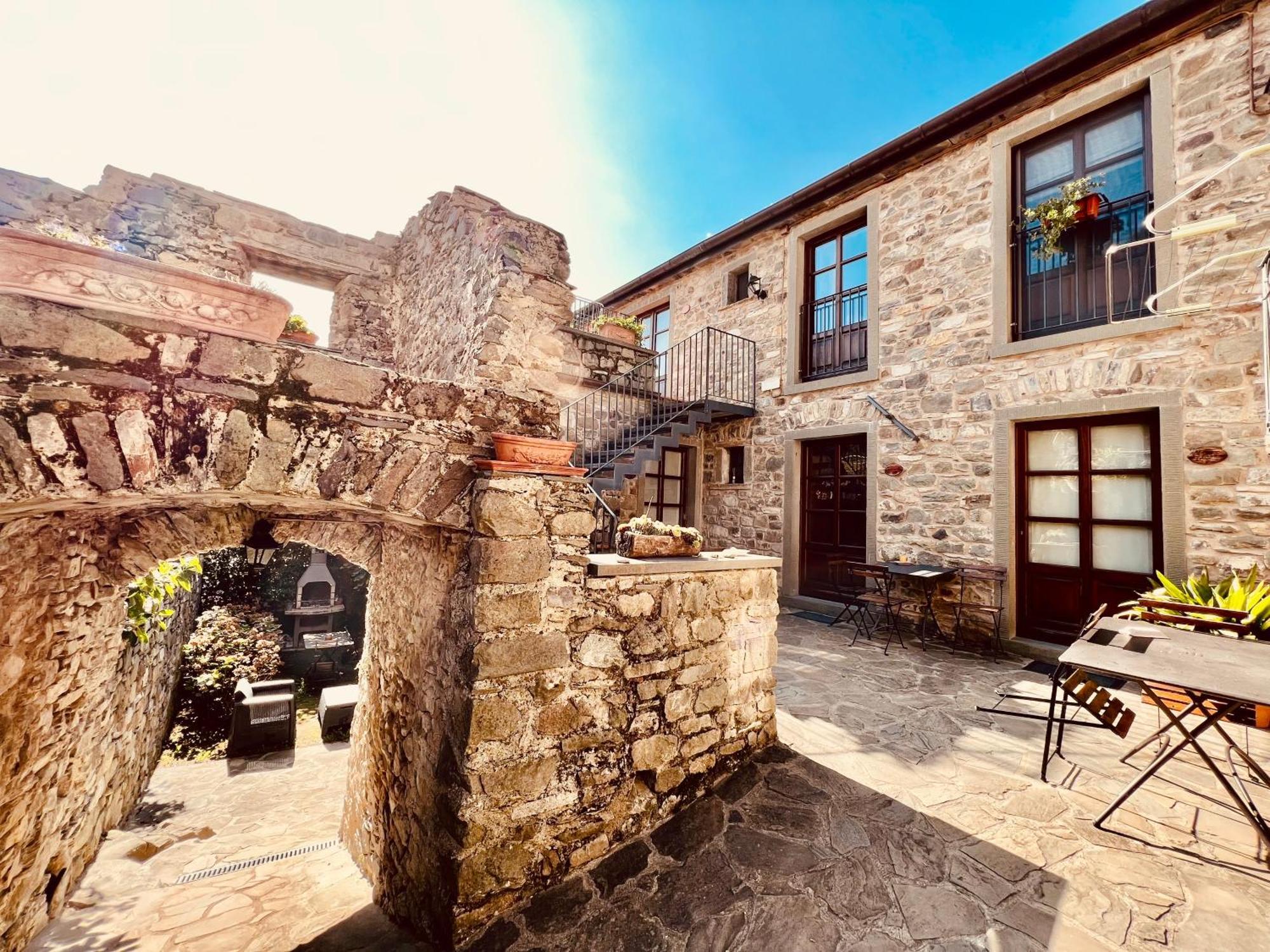 Agriturismo Montagna Verde Apella Licciana Nardi Bagian luar foto