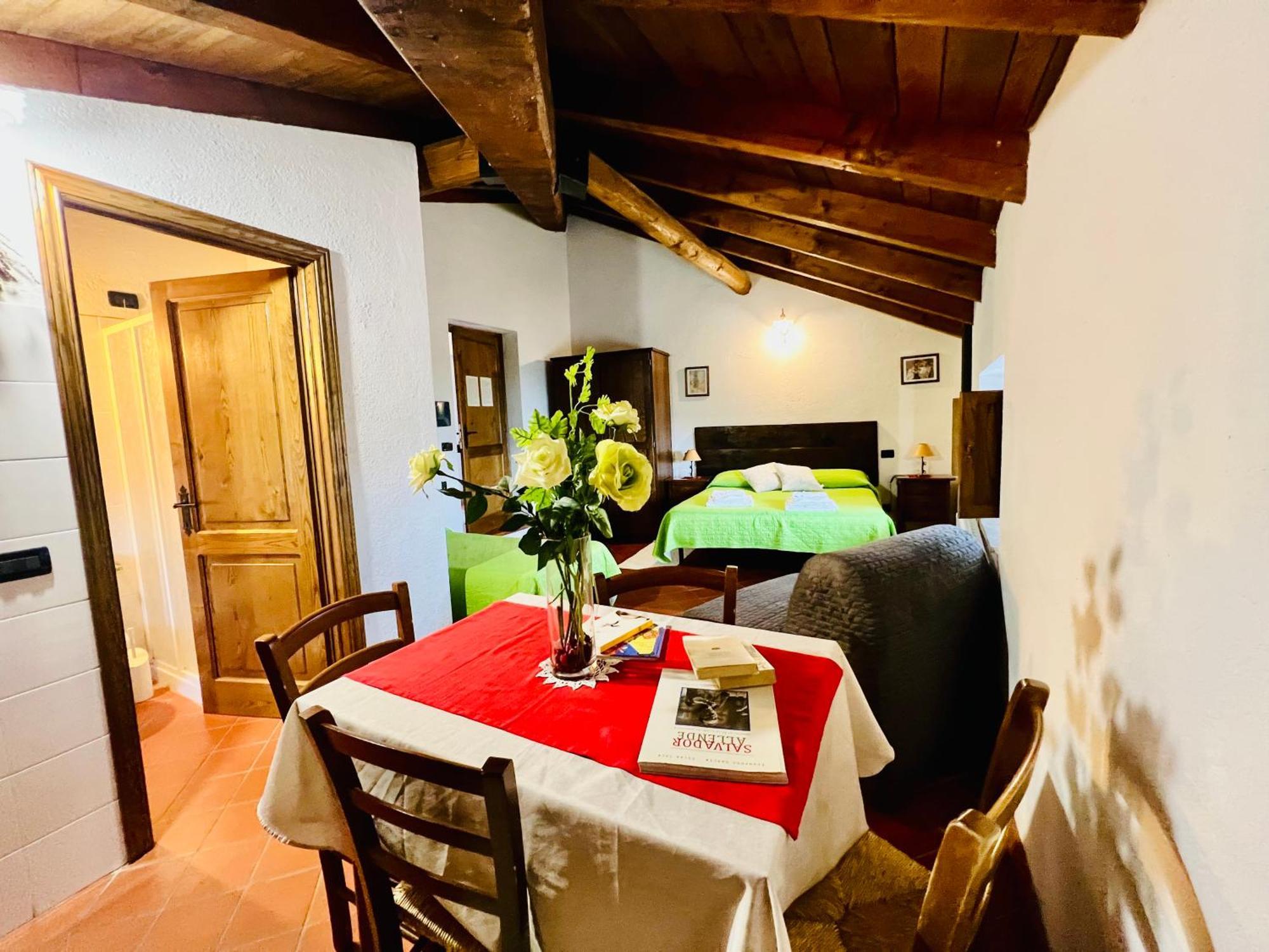 Agriturismo Montagna Verde Apella Licciana Nardi Bagian luar foto